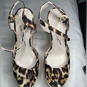 Alice & Olivia by Stacey Bendet